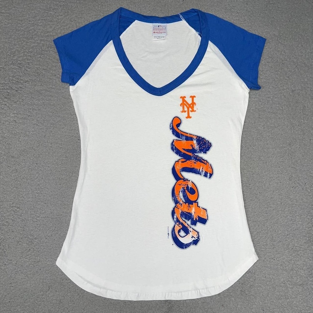 5th & Ocean New York Mets T Shirt Women's Sz M White Blue Raglan V Neck Distress